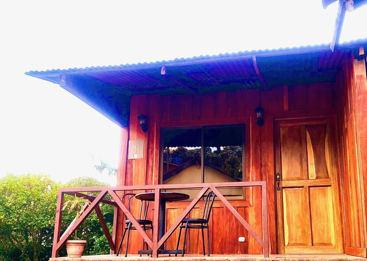 Cabinas Monteverde Paraiso Eksteriør bilde